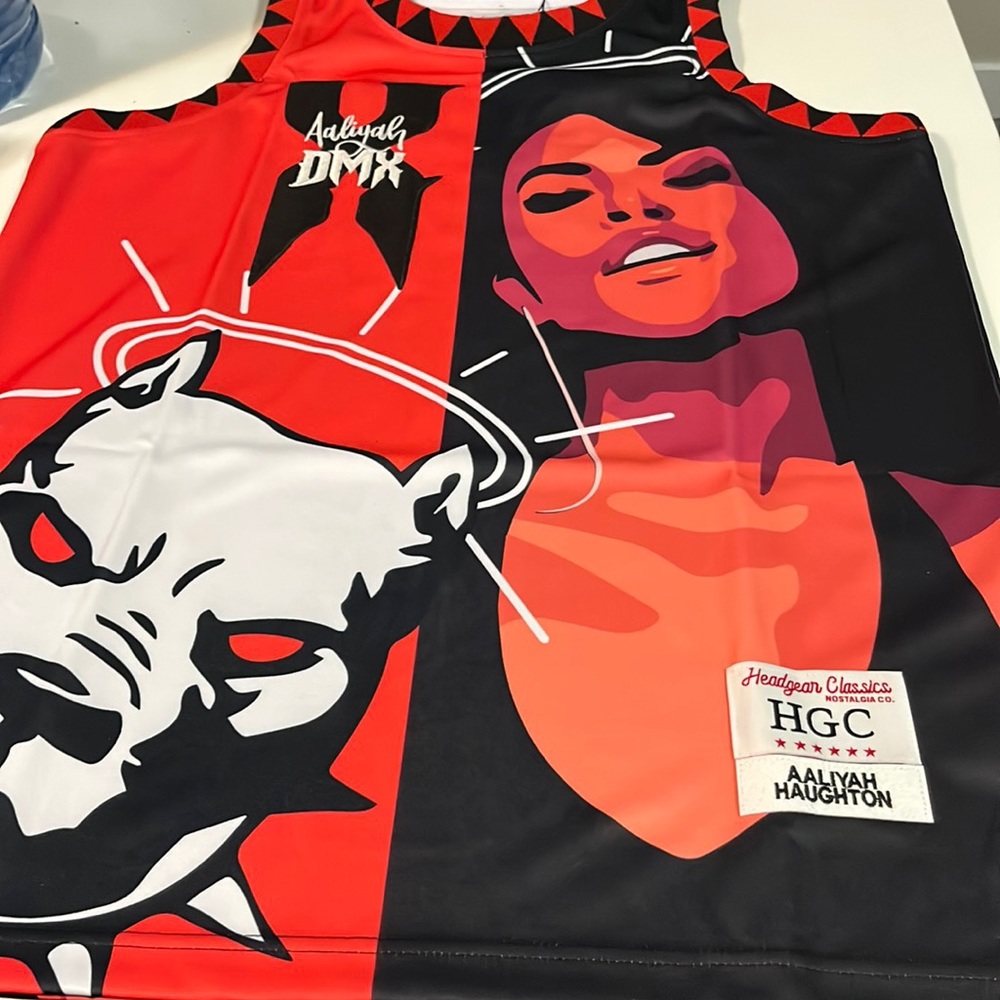 DMX & Aaliyah Headgear Classic jersey. Brand New with tags still on. Size medium